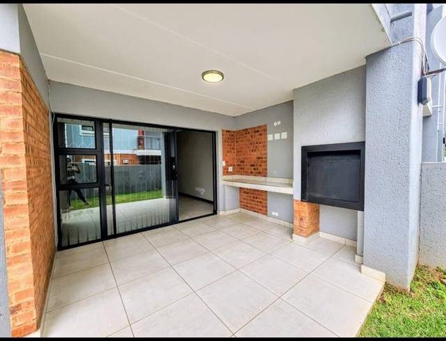 2 BEDROOM TOWNHOUSE FOR SALE IN MONTANA